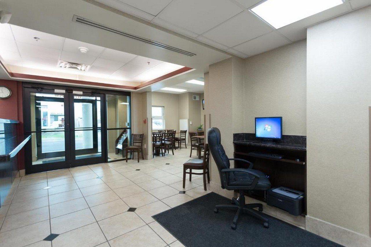 Travelodge By Wyndham Romulus Detroit Airport Eksteriør bilde
