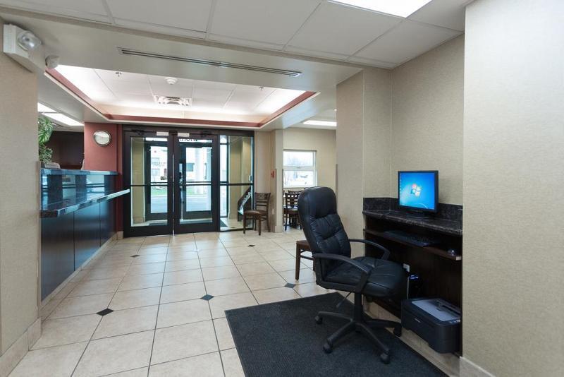 Travelodge By Wyndham Romulus Detroit Airport Eksteriør bilde